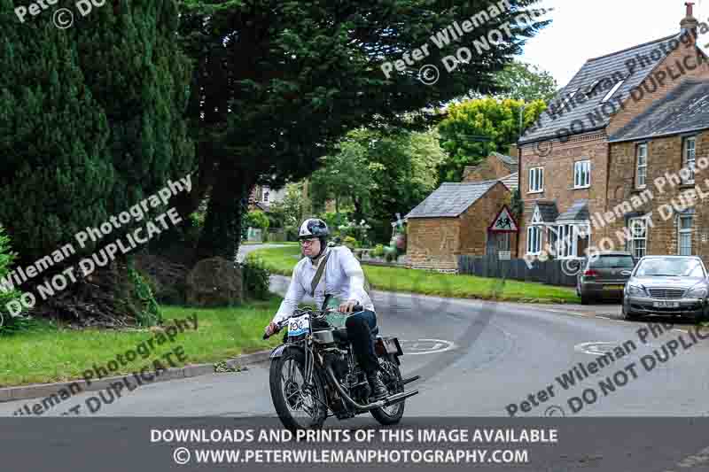 Vintage motorcycle club;eventdigitalimages;no limits trackdays;peter wileman photography;vintage motocycles;vmcc banbury run photographs